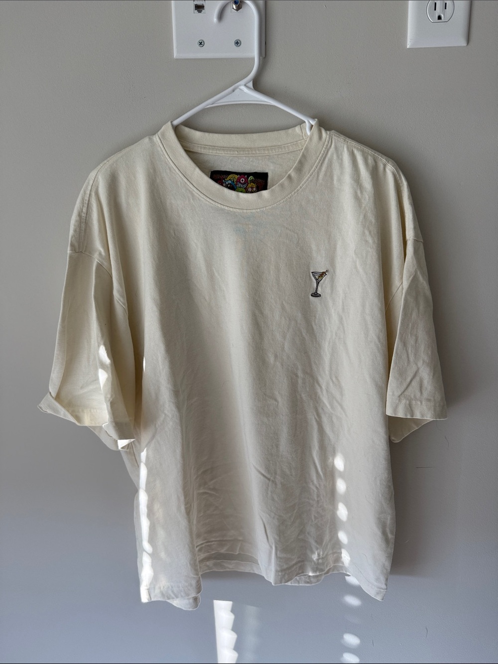Men's Cream Short-Sleeve Tee with Martini Glass Embroidery